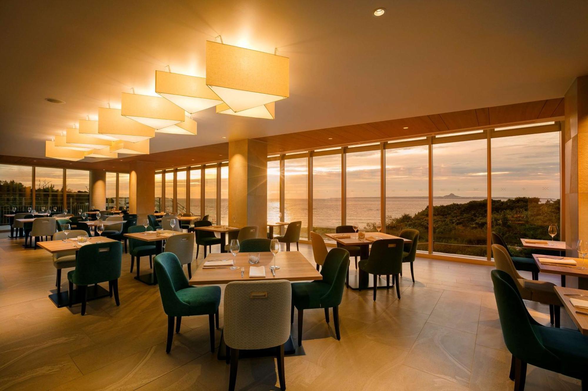 Hilton Club The Beach Resort Sesoko Motobu Esterno foto